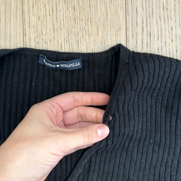 Brandy Melville Wrap Top One Size - Picture 2 of 3